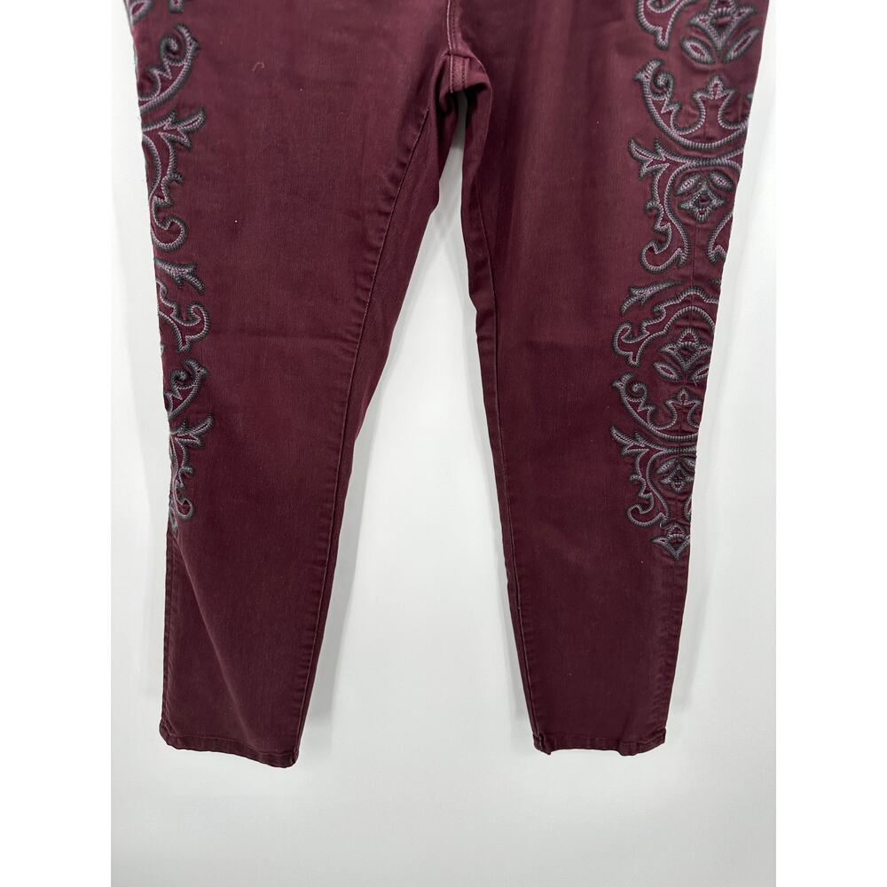 Urban Outfitters BDG Jeans Women 32 Burgundy Mid Rise Twig Ankle Denim - Picture 4 of 10
